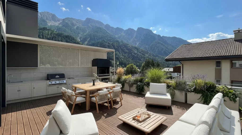 REFORMA TIANA HILLS